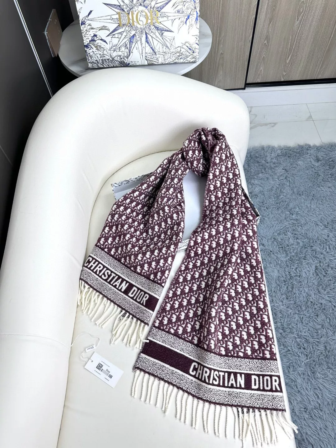 Unique 4182 Christian Dior Scarf For Women - Image 4