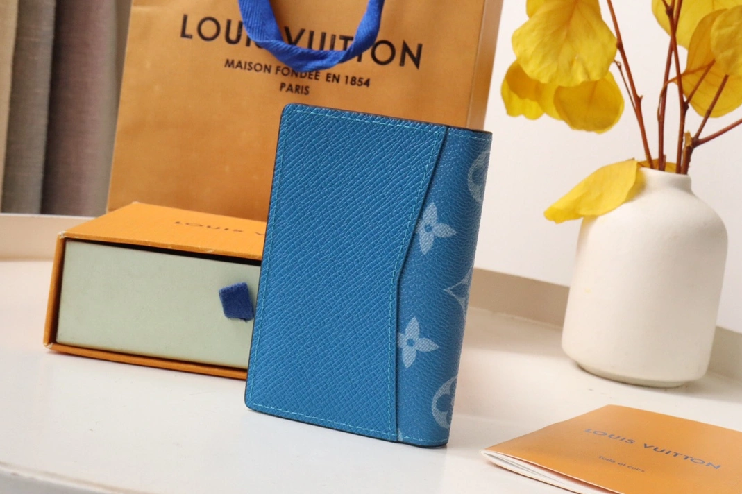 Unique 4405 Louis Vuitton LV Card Case