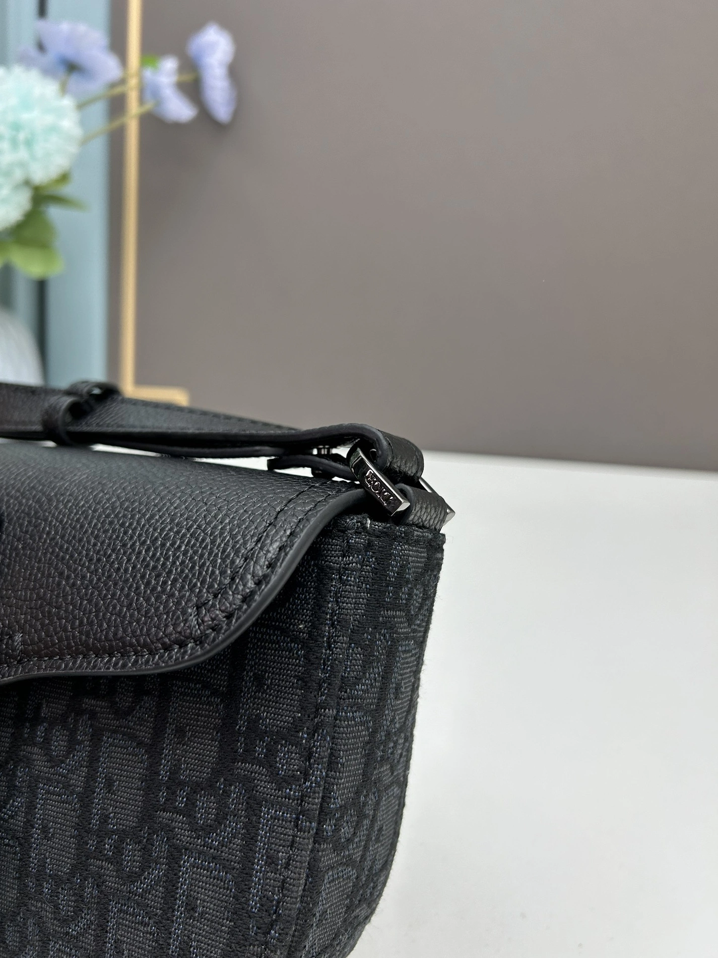 Unique 8986 Christian Dior AAA Quality Messenger Bags For Unisex - Image 6