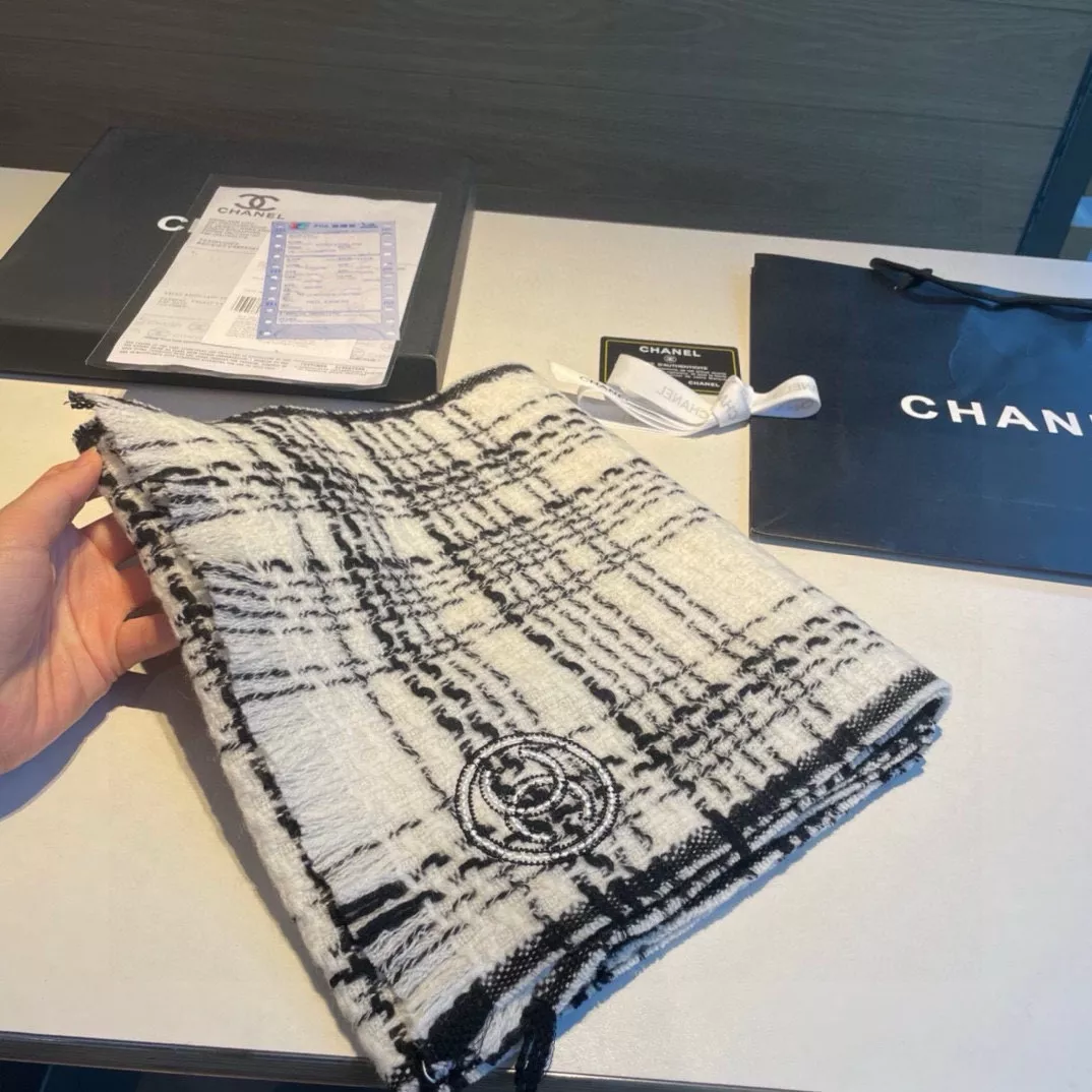 UrbanStyle 4802 Chanel Scarves For Women