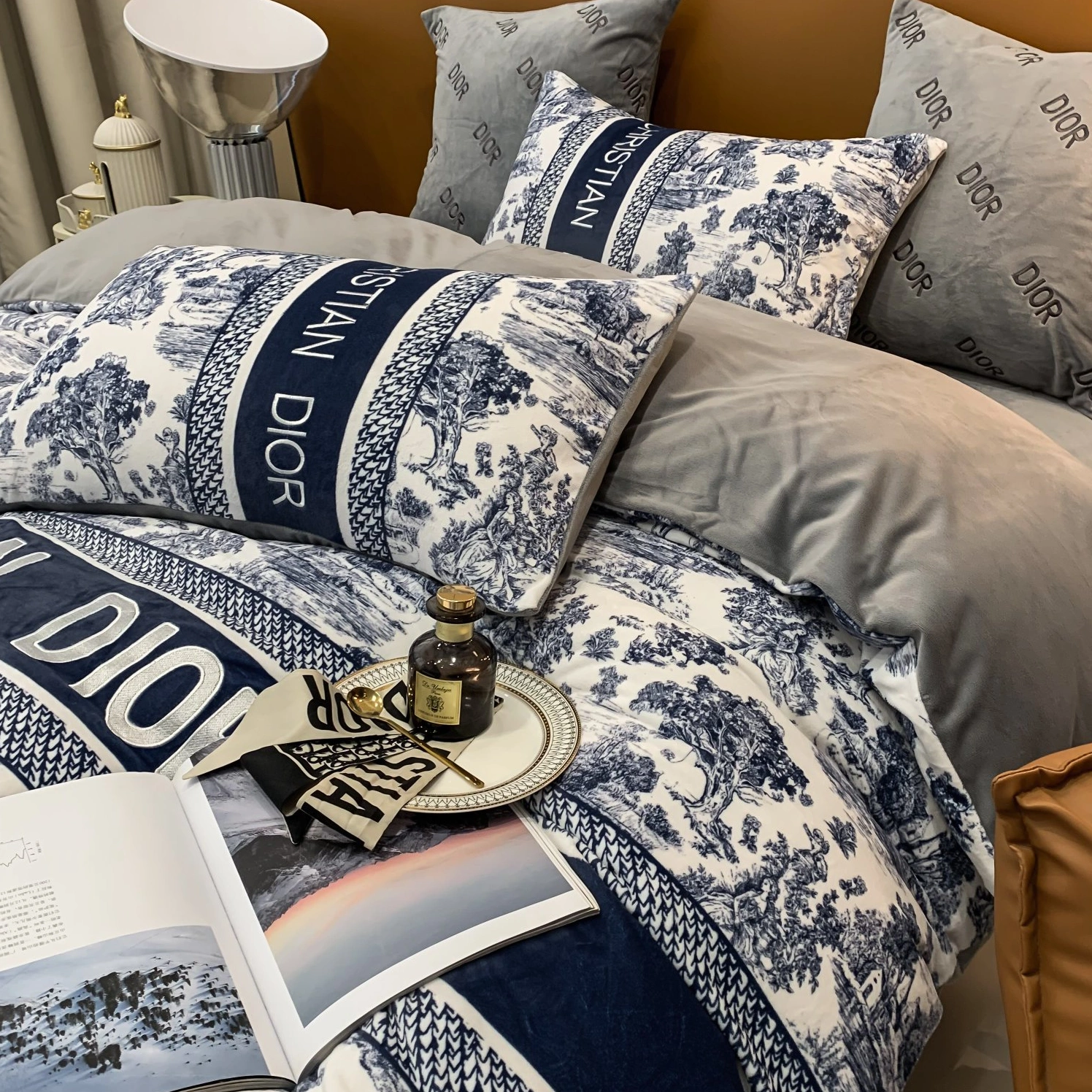 Versatile 3439 Christian Dior Bedding - Image 8