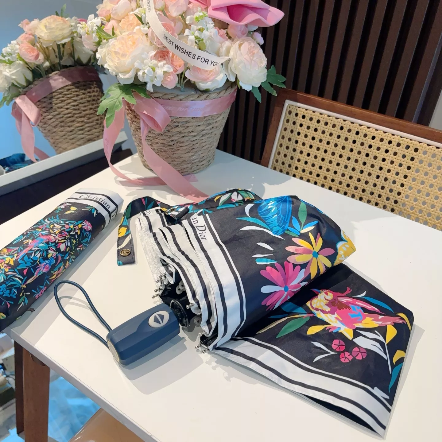 Versatile 7402 Christian Dior Umbrellas - Image 7