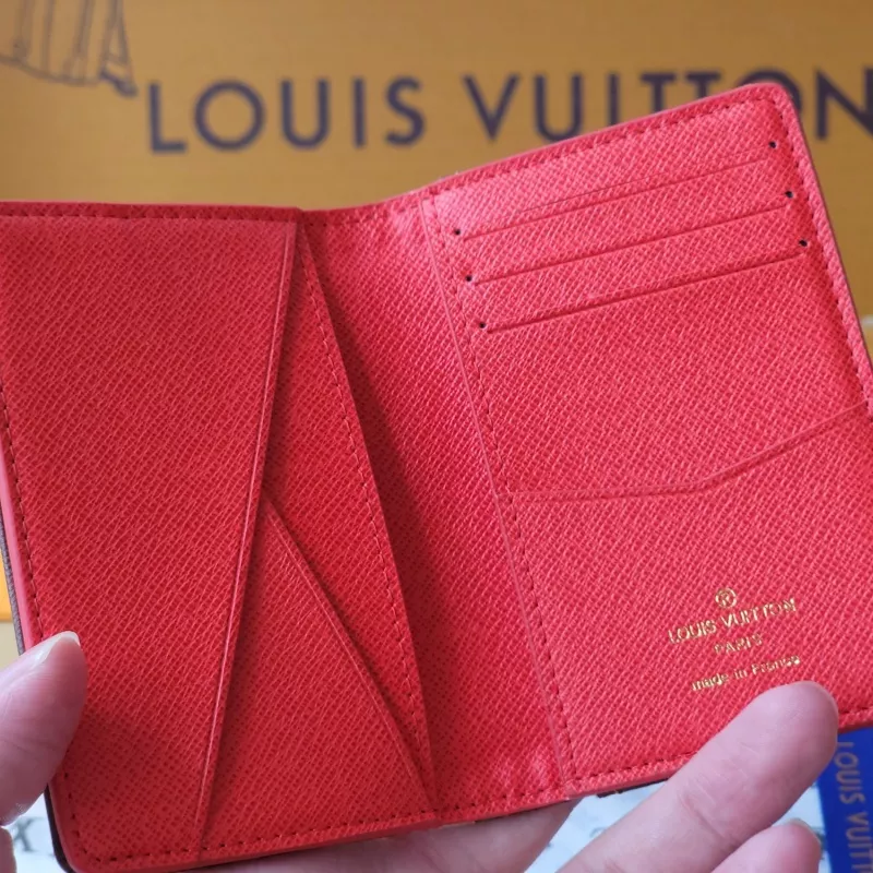 Vibrant 6266 Louis Vuitton AAA Quality Card Case - Image 4