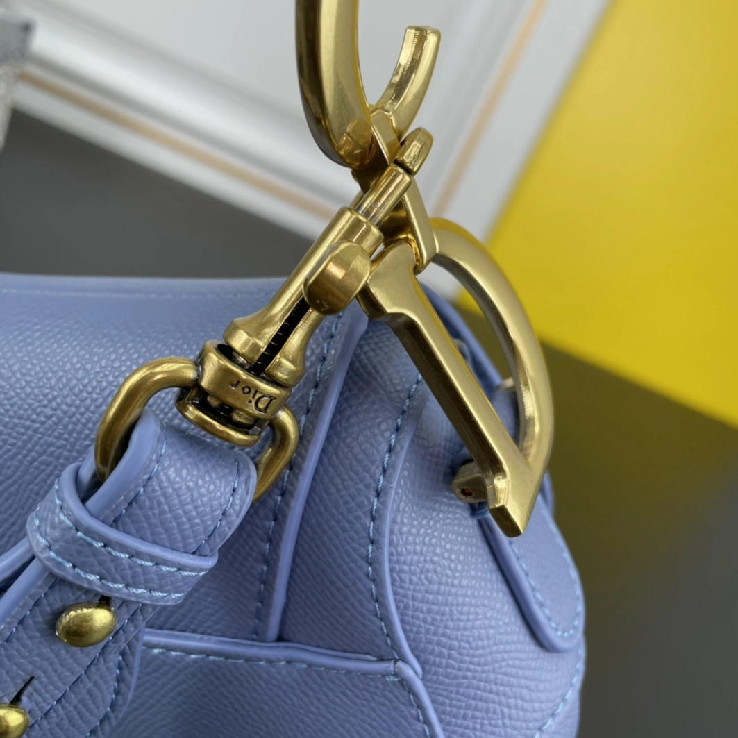 Vibrant 7539 Christian Dior AAA Quality Messenger Bags For Women - Image 6