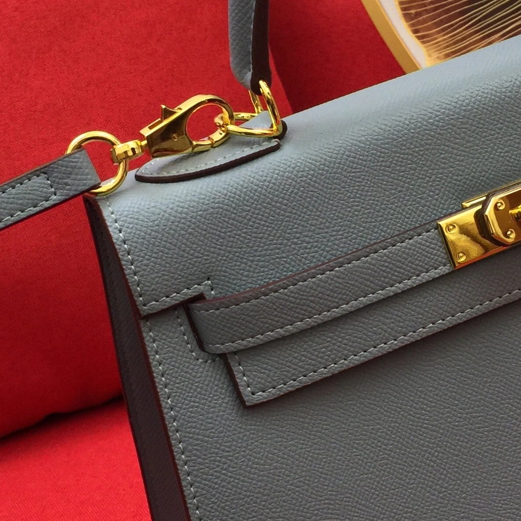 WellDesigned 2881 Hermes AAA Quality Messenger Bags For Women - Image 3