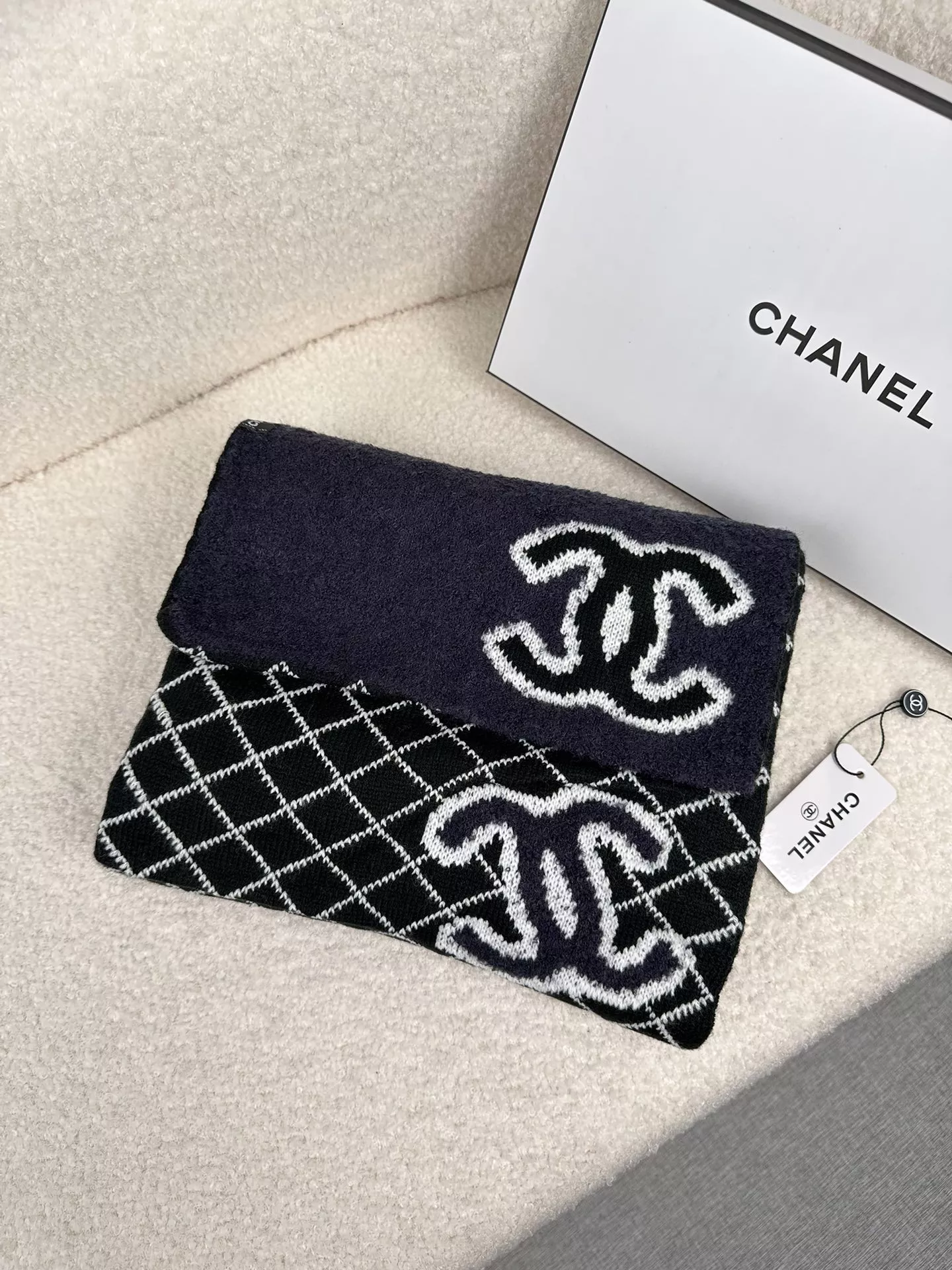 WellDesigned 453 Chanel Scarves For Women