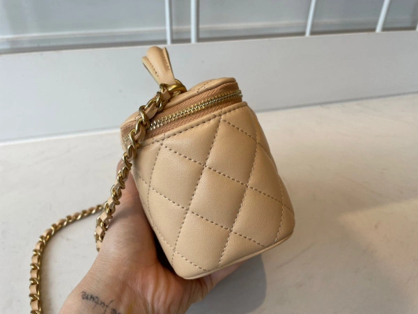 SmartChoice CHANEL VANITY CASE 1273 - Image 7