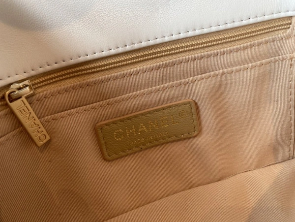 CHANEL FLAP BAG DailyWear 678 - Image 10