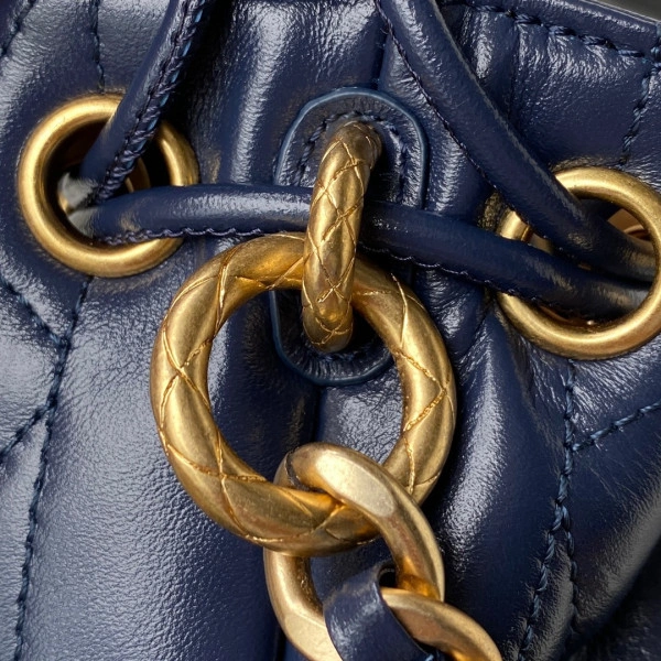 CHANEL SMALL BUCKET BAG ModernLook 267 - Image 7