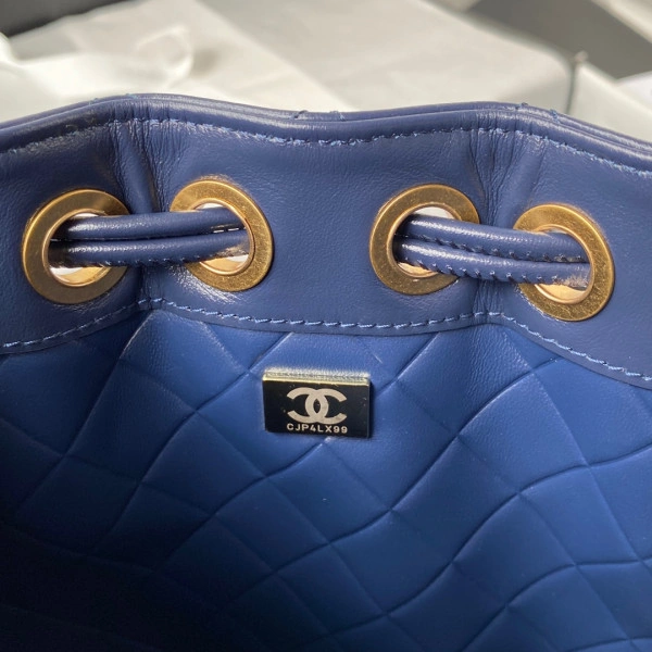 CHANEL SMALL BUCKET BAG ModernLook 267 - Image 10