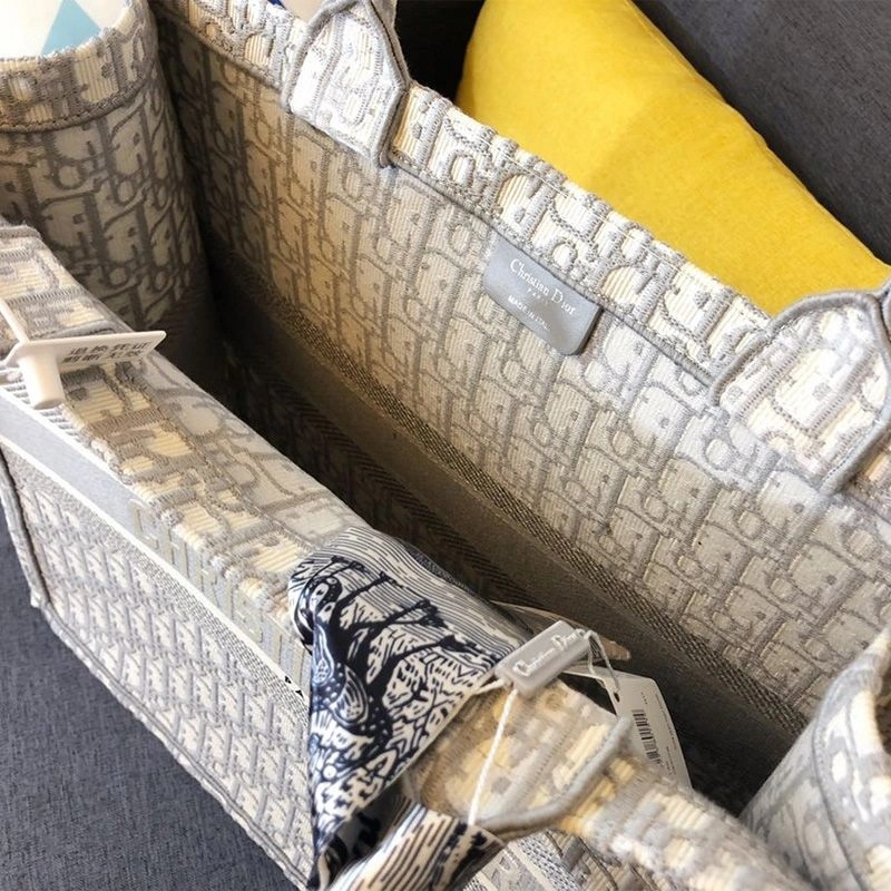 Dior Book Tote Oblique Motif Canvas Grey - Image 4