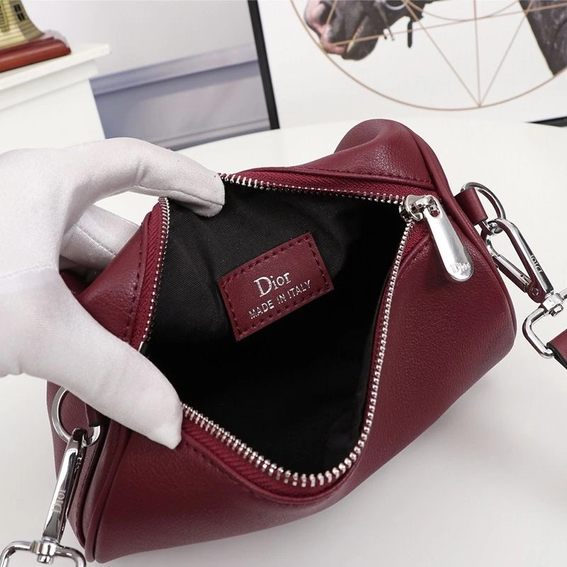 Dior Roller Messenger Atelier Grained Calfskin Red - Image 4