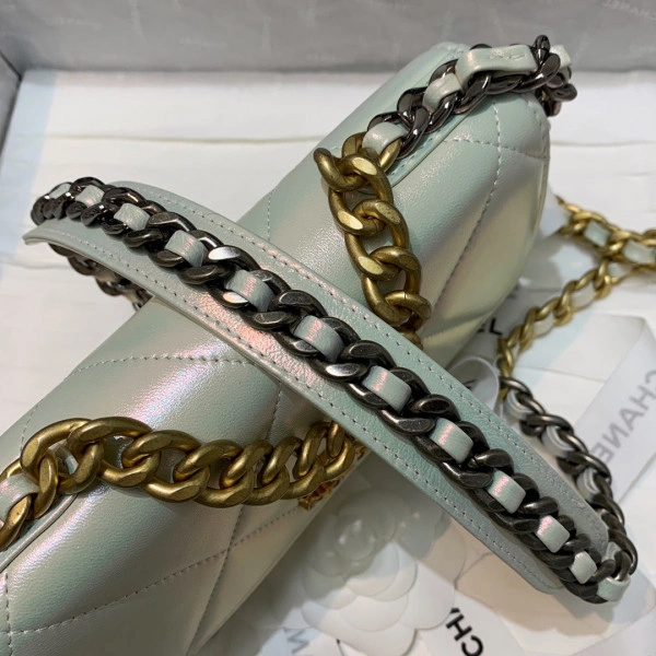 CHANEL19 WALLET ON CHAIN AllSeason 75 - Image 5