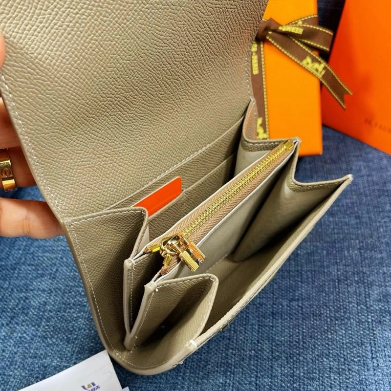 Hermes Constance Compact Wallet Epsom Leather Gold Hardware In Grey - Image 4