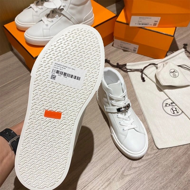 Hermes Daydream High-Top Sneakers Unisex Calfskin In White Silver - Image 4