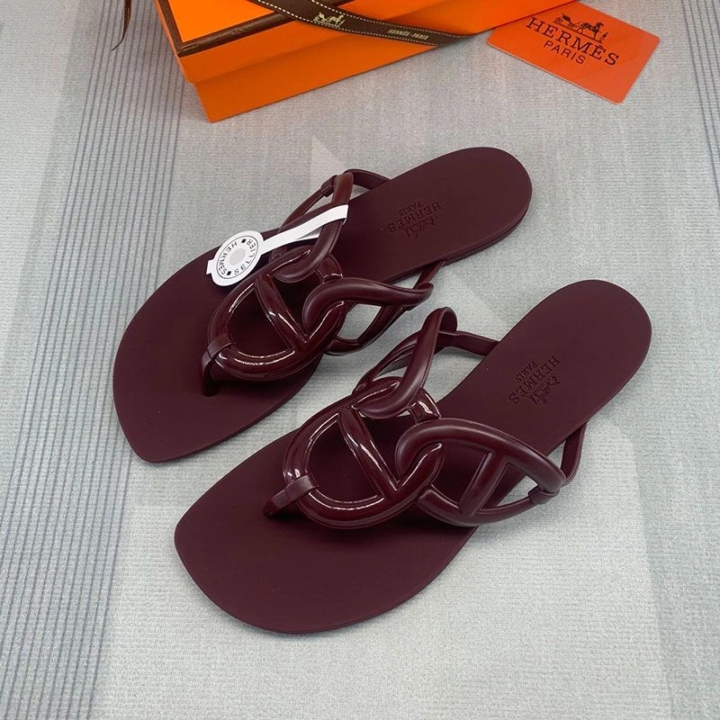 Hermes Egerie Slides Women Rubber with Chaine D'ancre In Burgundy - Image 3