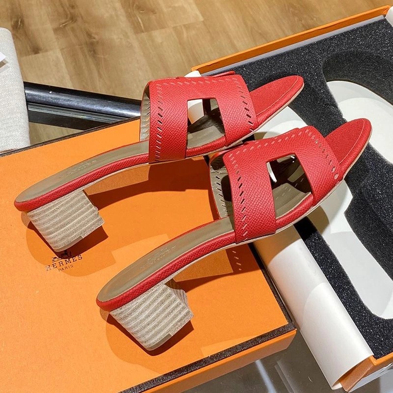 Hermes Oasis Slides Women Hollow Leather In Red - Image 3