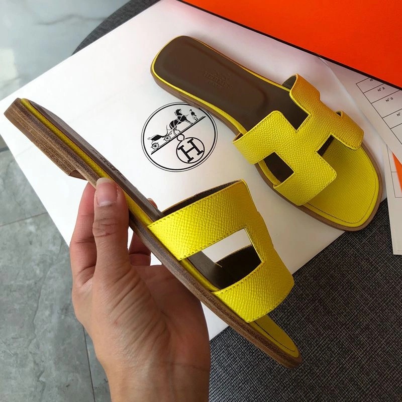 Hermes Oran Slides Women Grain Calfskin In Yellow - Image 3