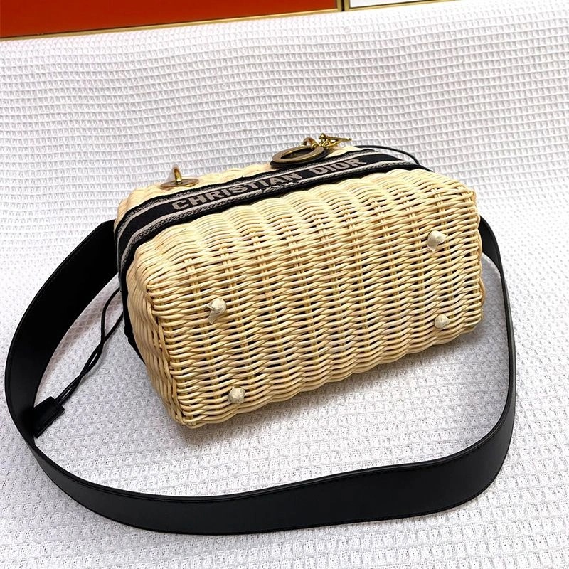 Medium Lady Dior Bag Wicker and Oblique Motif Canvas Black - Image 4