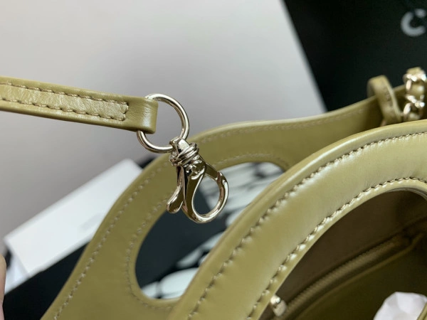 NewStyle CHANEL 31 MINI SHOPPING BAG 1567 - Image 8