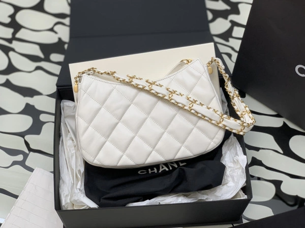 CHANEL HOBO HANDBAG GoAnywhere 1521 - Image 7