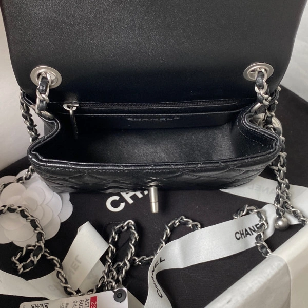 Popular CHANEL MINI FLAP BAG 382 - Image 8